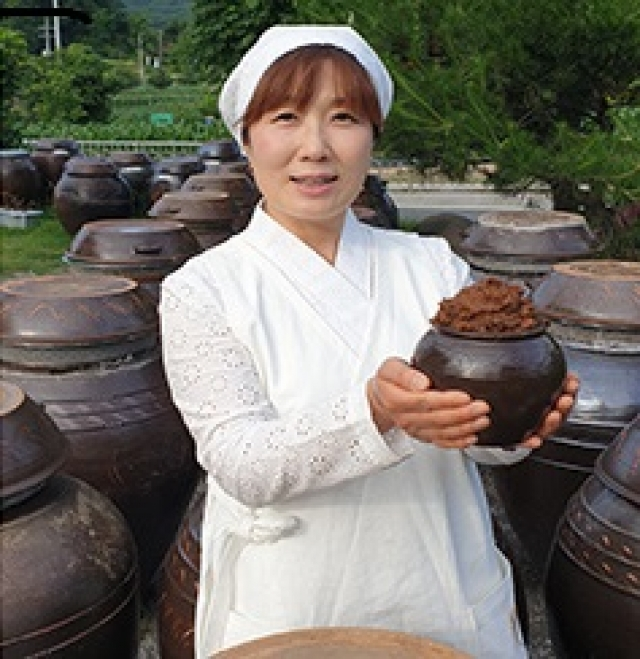 권현민전통발효원,수 십년 씨 간장으로 만든 맛있는 전통 재래식 시골  집된장1kg